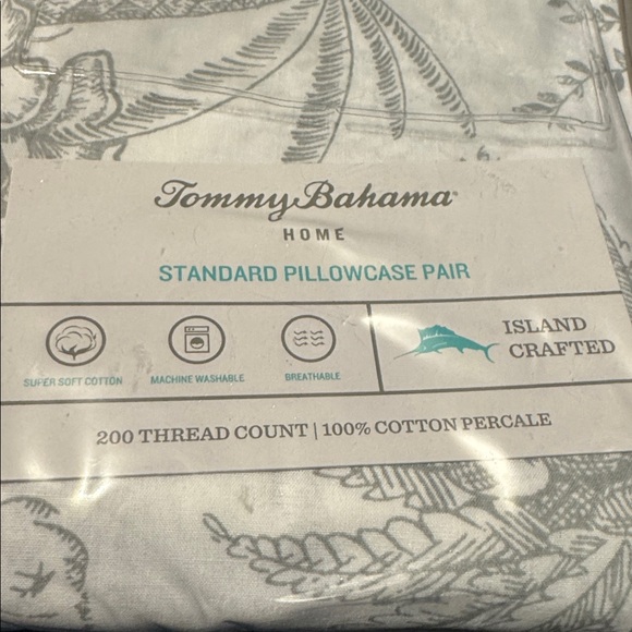 Tommy Bahama Cream and Gray Floral Pillowcase Pair - Picture 3 of 4